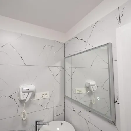 K Old Town Self Check In Lägenhet