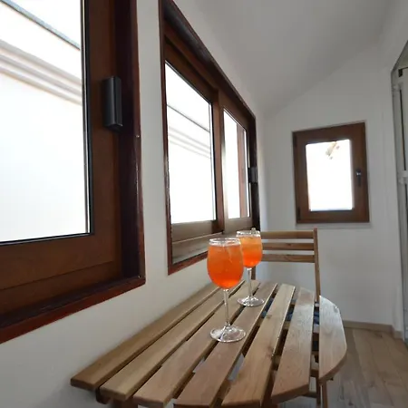 K Old Town Self Check In Lägenhet *